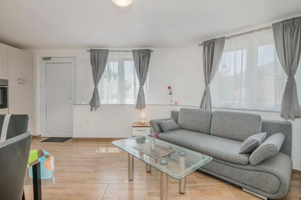 Apartmani M Baška 0*,  Kroatien