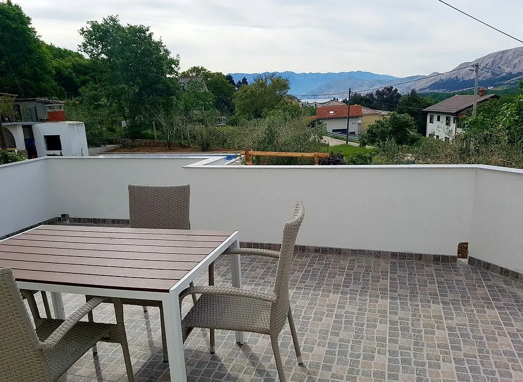 Apartmani M Baška Apartment
