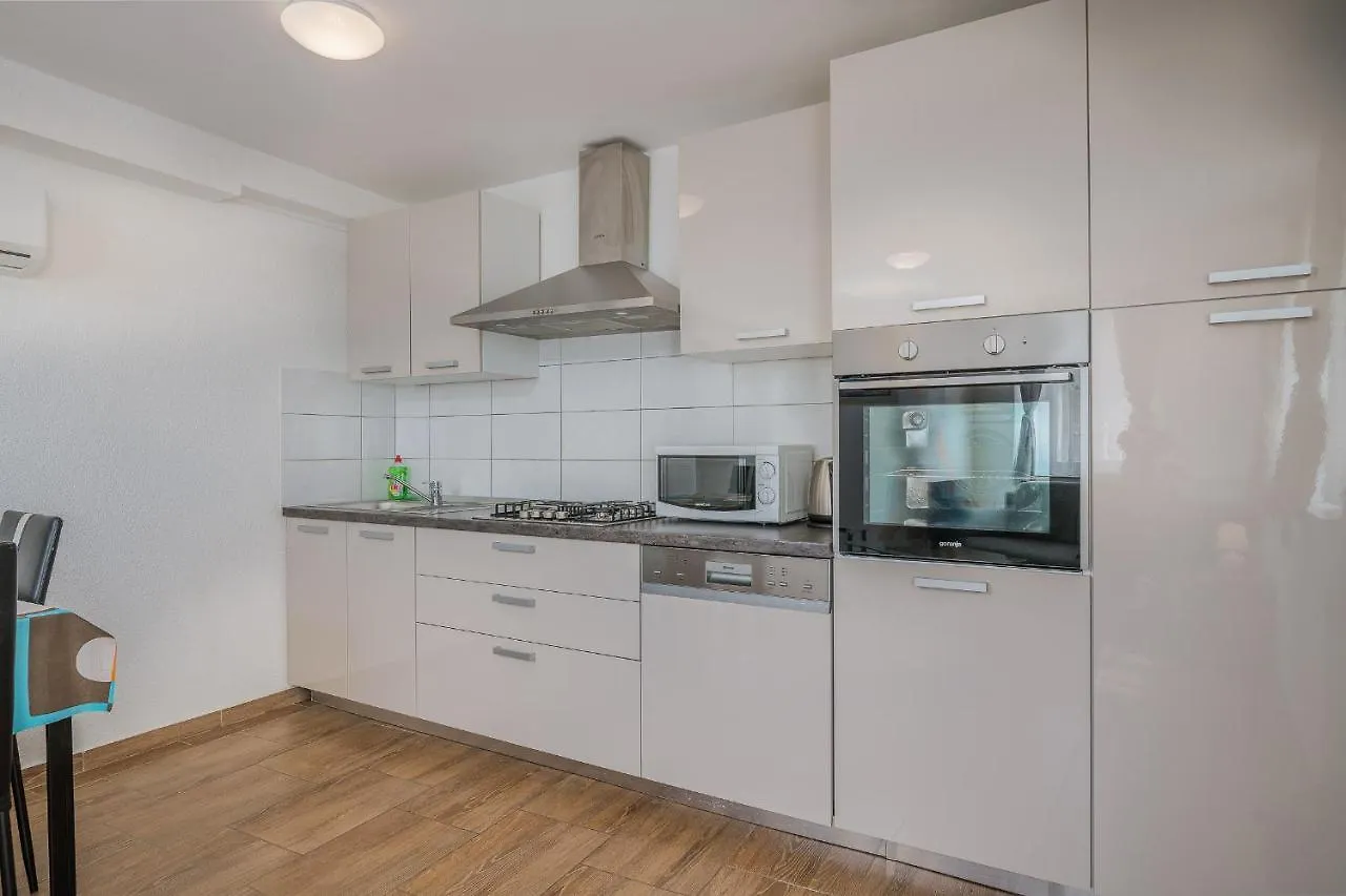 Apartmani M Baška Appartamento